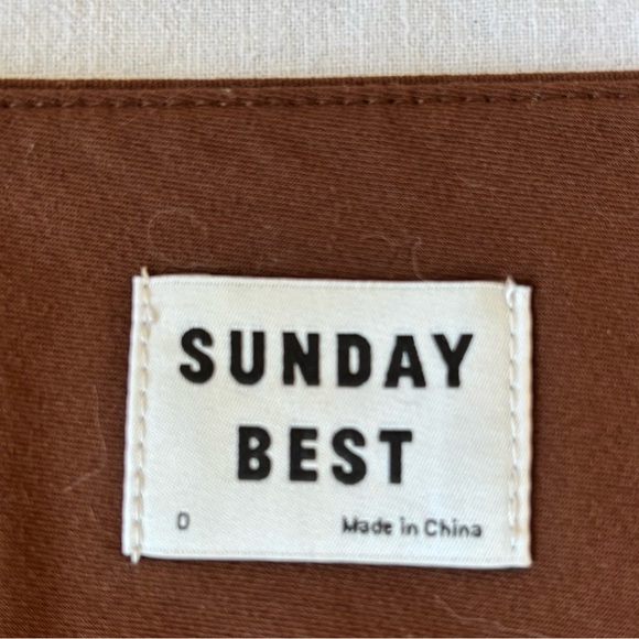 NWT Aritzia Sunday Best Jameson Pleated Wrap Mini Skirt in Tiramisu Brown - Picture 3 of 4